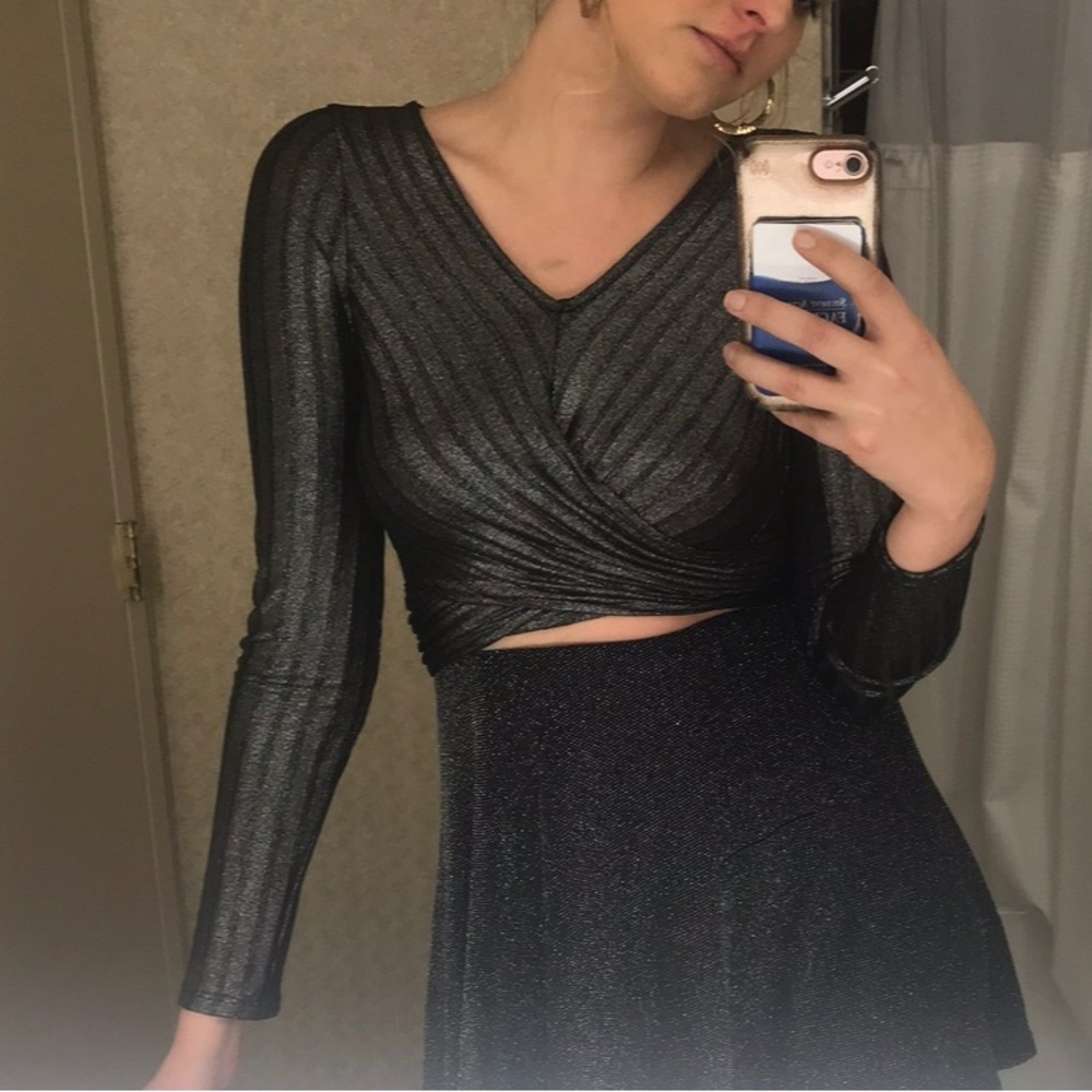 Olia Shimmery Black & Silver Long-Sleeve Cropped Wrap Top in Size Medium